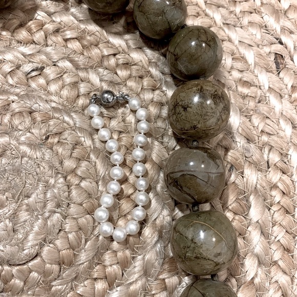 Rare! Lux artisan necklace of seamless large clear balls filled with real leaves - Picture 4 of 6